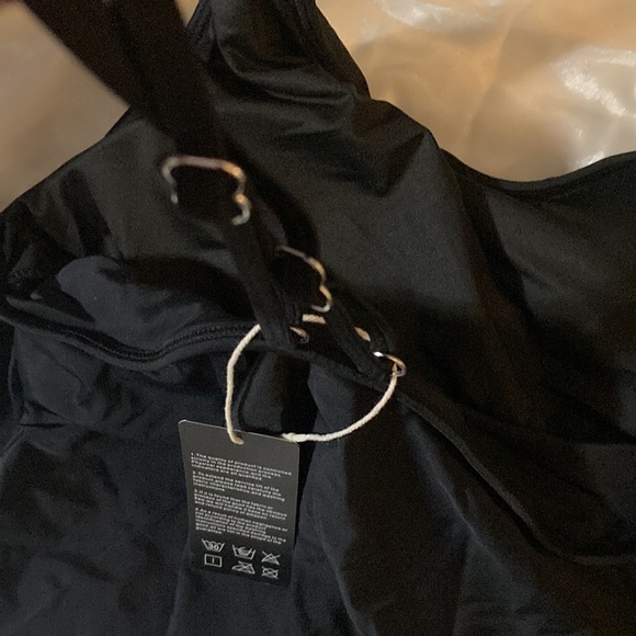 SouqFone Ruffled Flounce Top with High Waisted Bottom Bikini Set Size: XXL - Picture 13 of 15